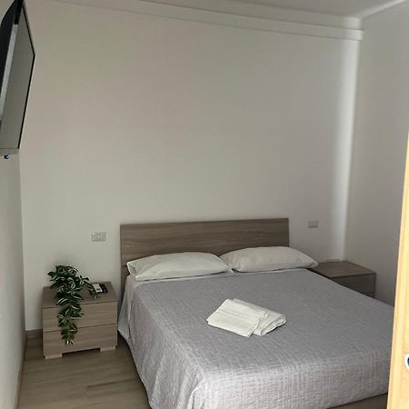 Villa Milano Apt. N. 5 Extérieur photo