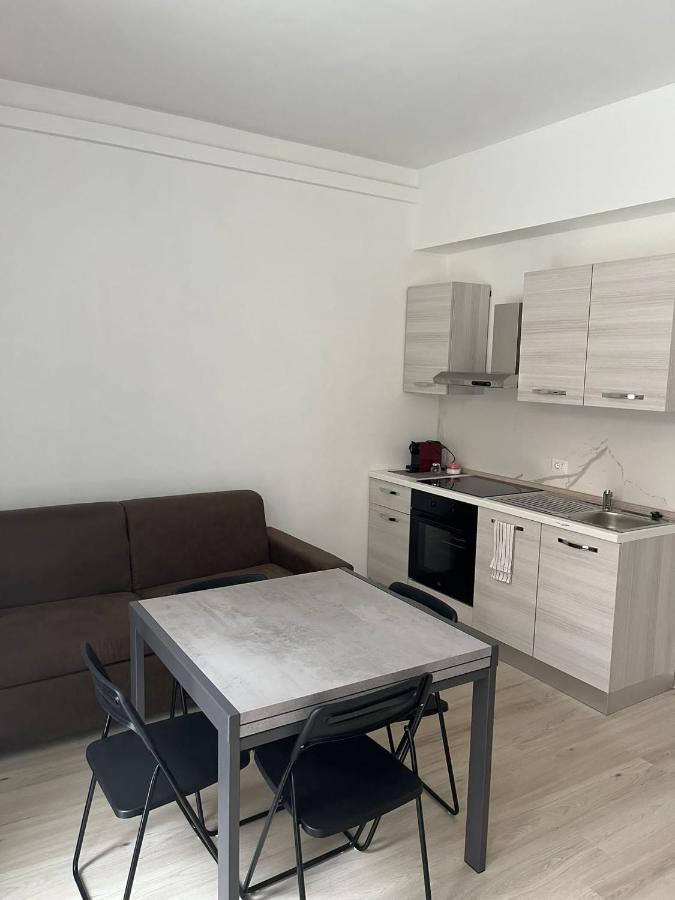 Villa Milano Apt. N. 5 Extérieur photo