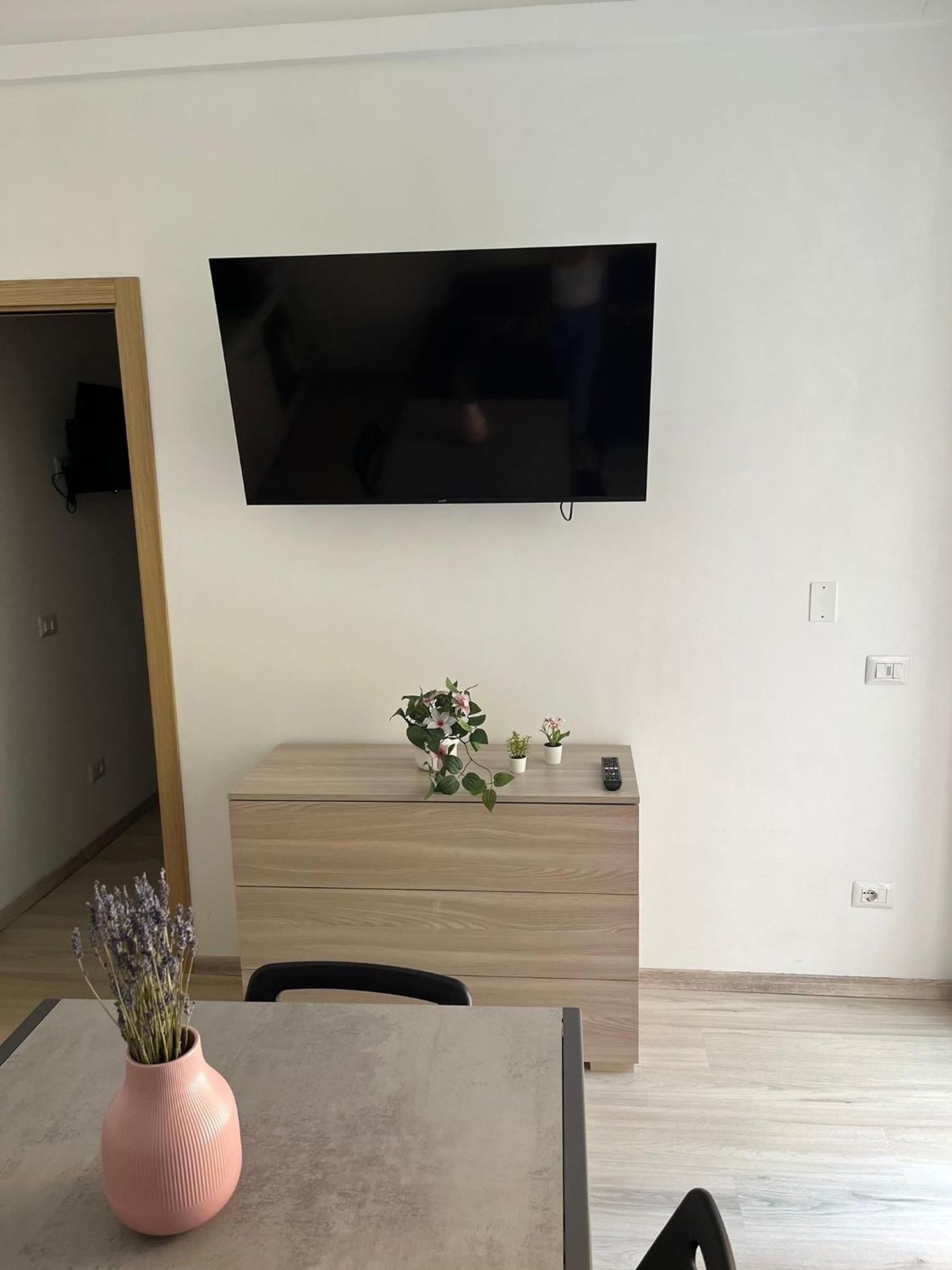 Villa Milano Apt. N. 5 Extérieur photo