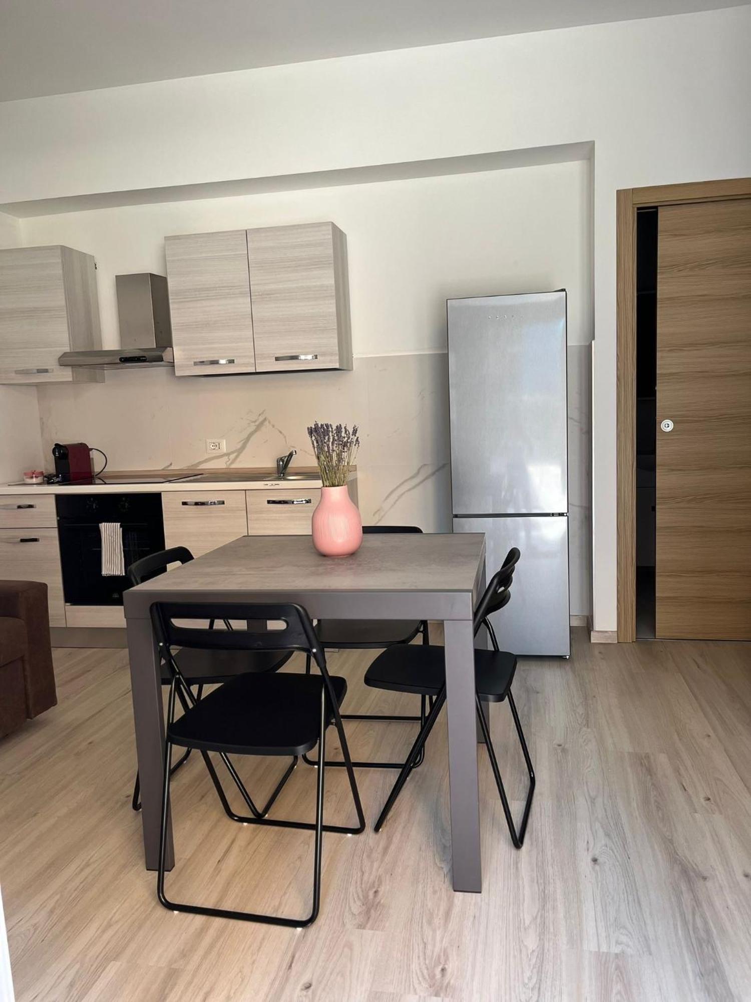Villa Milano Apt. N. 5 Extérieur photo